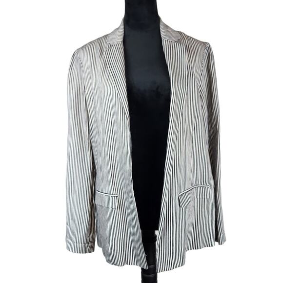 🌼Cupcakes and Cashmere Blazer Womens Medium Jacket Stripe🌼 - Picture 1 of 13